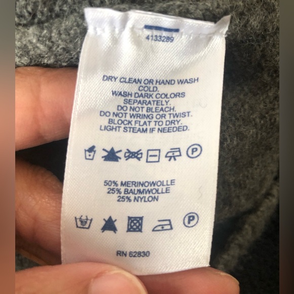 Land’s End Grey Turtleneck Long Sleeve Sweater M Merino Wool Blend - Picture 5 of 6